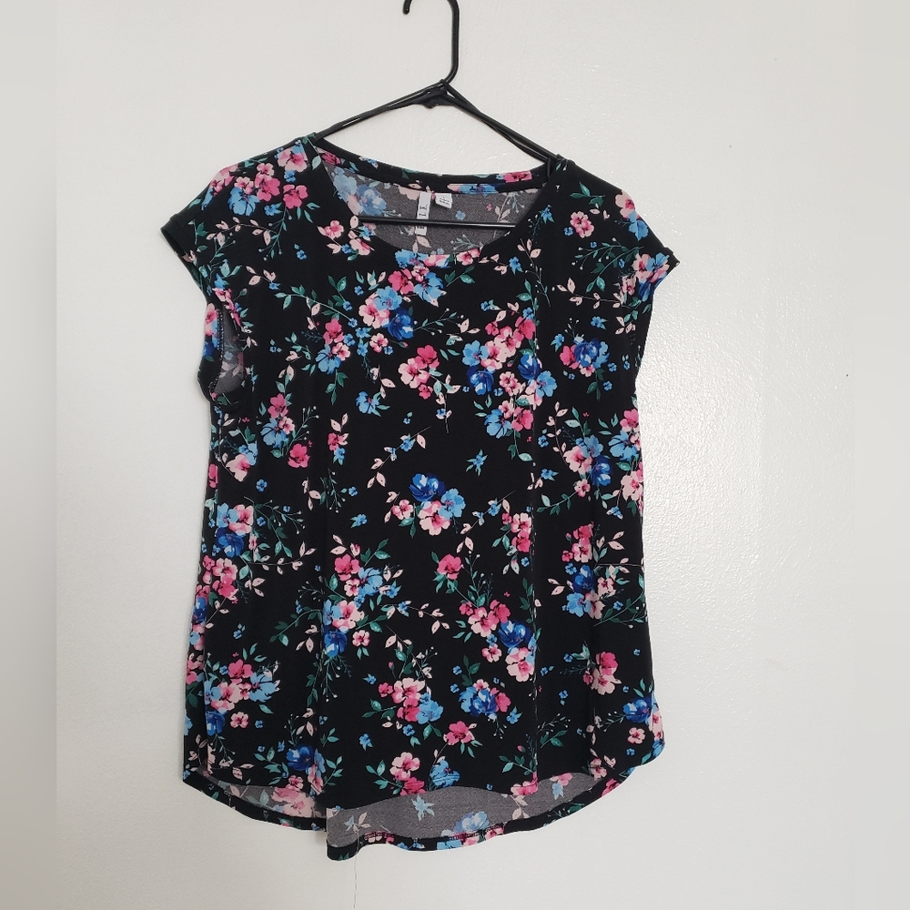 Elle Floral top black pink blue
